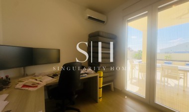 Перепродажа - Villa - Torrevieja - La Siesta - El Salado -  Torreta