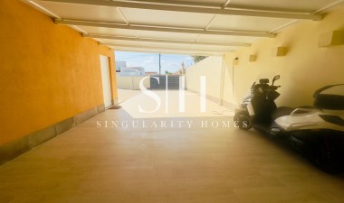 Перепродажа - Villa - Torrevieja - La Siesta - El Salado -  Torreta