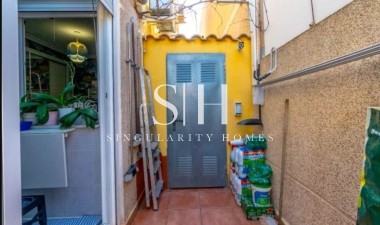 Wiederverkauf - Villa - Torrevieja - aguas nuevas