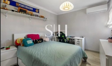 Wiederverkauf - Villa - Torrevieja - aguas nuevas