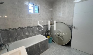 Herverkoop - Villa - La Solana