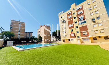 Odsprzedaż - Mieszkanie w bloku - La Zenia