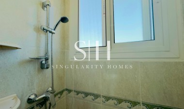 Odsprzedaż - Mieszkanie w bloku - La Zenia