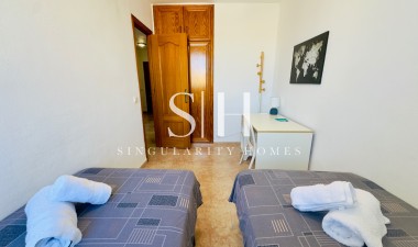 Odsprzedaż - Mieszkanie w bloku - La Zenia