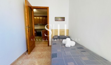 Odsprzedaż - Mieszkanie w bloku - La Zenia