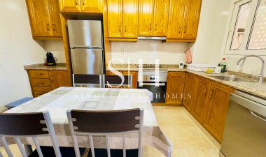 Odsprzedaż - Mieszkanie w bloku - La Zenia