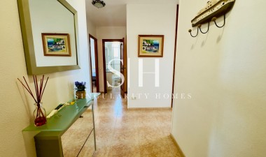 Odsprzedaż - Mieszkanie w bloku - La Zenia