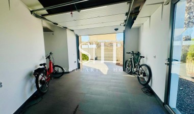 Resale - Villa - Benijofar