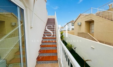 Resale - Villa - Orihuela Costa - Playa Flamenca