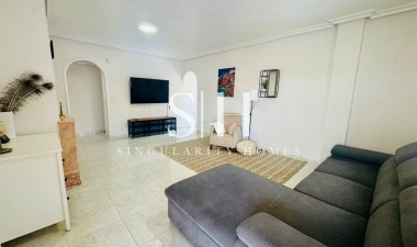 Resale - Villa - Orihuela Costa - Playa Flamenca