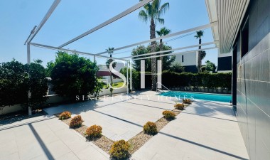 Перепродажа - Villa - Algorfa - La Finca Golf