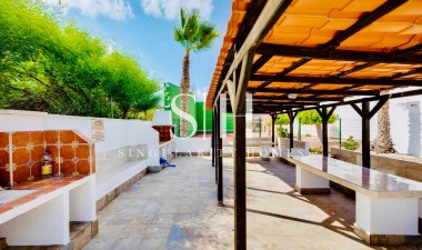 Herverkoop - Bungalow - Orihuela Costa - Los Almendros - La Florida