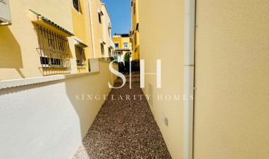 Reventa - Casa - Orihuela Costa - La Florida