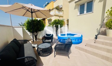 Reventa - Casa - Orihuela Costa - La Florida