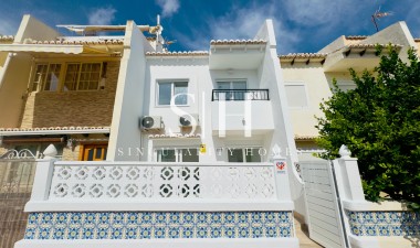 Перепродажа - Casa - Torrevieja - Los Balcones