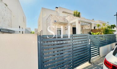 Resale - Villa - Torrevieja - Sector 25