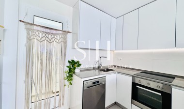 Resale - Villa - Torrevieja - Sector 25