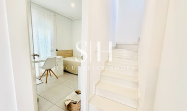 Resale - Villa - Torrevieja - Sector 25