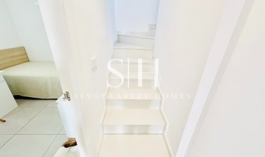 Resale - Villa - Torrevieja - Sector 25