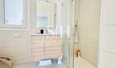 Resale - Villa - Torrevieja - Sector 25