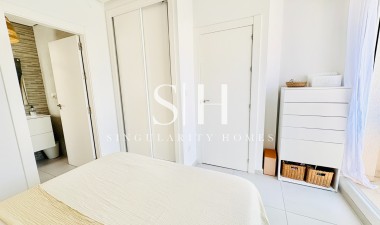 Resale - Villa - Torrevieja - Sector 25