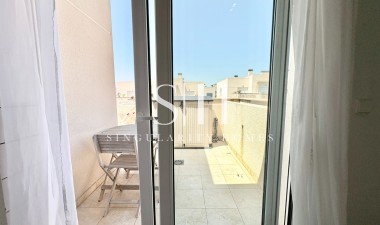 Resale - Villa - Torrevieja - Sector 25