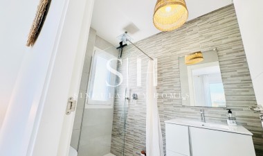 Resale - Villa - Torrevieja - Sector 25