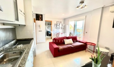 Resale - Apartment / flat - Torrevieja - Centro