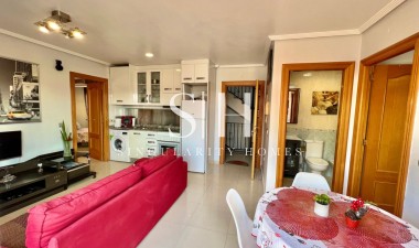 Resale - Apartment / flat - Torrevieja - Centro