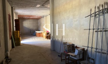 Перепродажа - Casa - Catral - Comunidad Valenciana