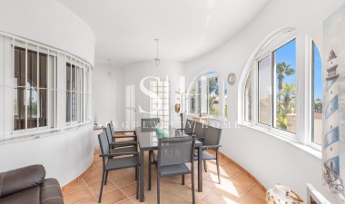 Resale - Villa - San Fulgencio