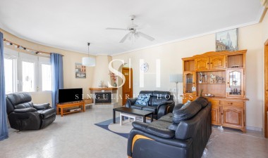 Resale - Villa - San Fulgencio