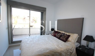 Wiederverkauf - Villa - Villamartin - El Galan