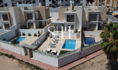 Resale - Villa - Orihuela Costa - Costa Blanca