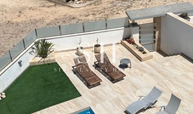 Resale - Villa - Orihuela Costa - Costa Blanca