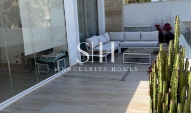 Resale - Villa - Orihuela Costa - Costa Blanca