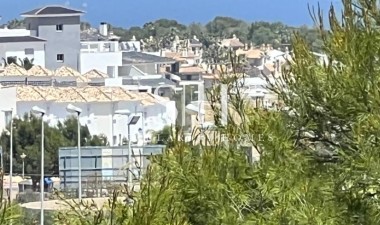 Resale - Villa - Orihuela Costa - Costa Blanca