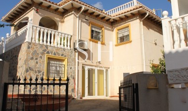 Перепродажа - Villa - La Zenia - Costa Blanca