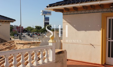 Перепродажа - Villa - La Zenia - Costa Blanca