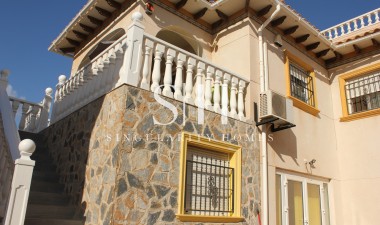 Перепродажа - Villa - La Zenia - Costa Blanca