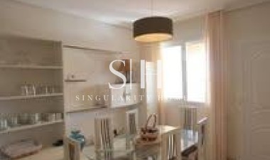 Återförsäljning - Bungalow - Torrevieja - La Mata