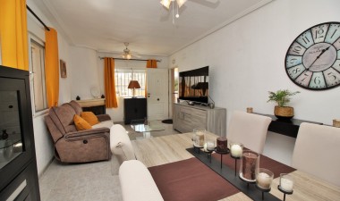 Resale - Villa - Orihuela Costa - Villamartín