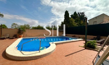 Resale - Villa - Torrevieja - Los Balcones - Los Altos del Edén