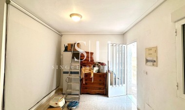 Resale - Villa - Torrevieja - Los Balcones - Los Altos del Edén