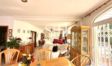 Resale - Villa - Torrevieja - Los Balcones - Los Altos del Edén