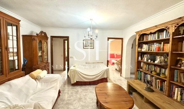 Resale - Villa - Torrevieja - Los Balcones - Los Altos del Edén