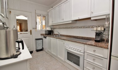 Resale - Villa - Orihuela Costa - Villamartín