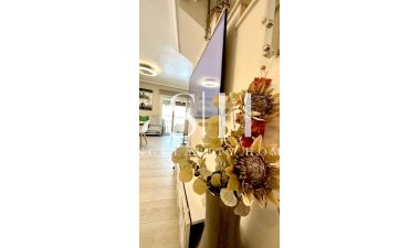 Перепродажа - Villa - Orihuela Costa - La Regia