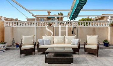 Перепродажа - Villa - Torrevieja - Los Balcones - Los Altos del Edén