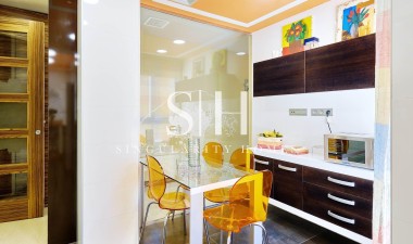 Перепродажа - Квартира / квартира - Torrevieja - Torrevieja*